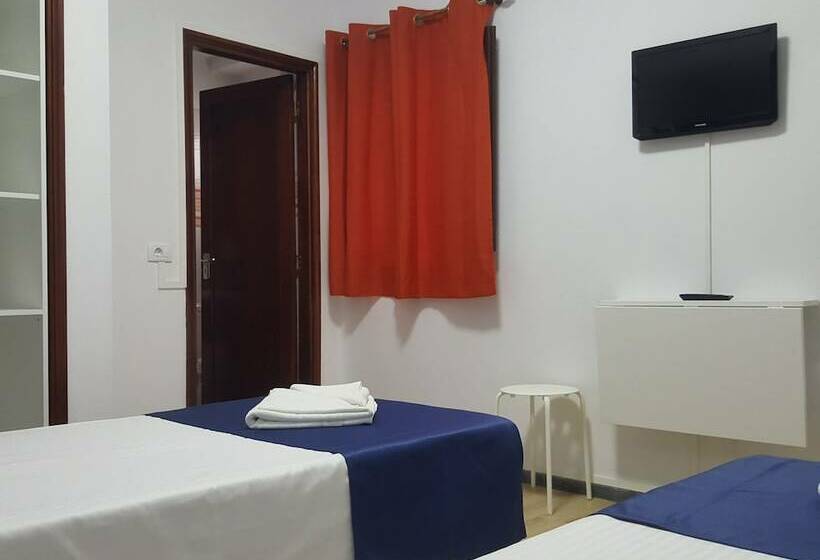 スタンダードルーム, Hostal San Gines