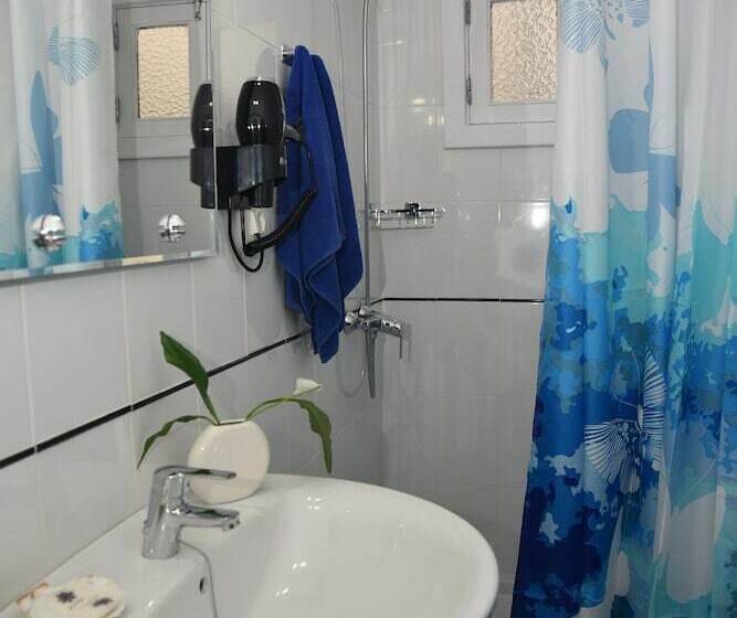 スタンダードルーム, Hostal San Gines
