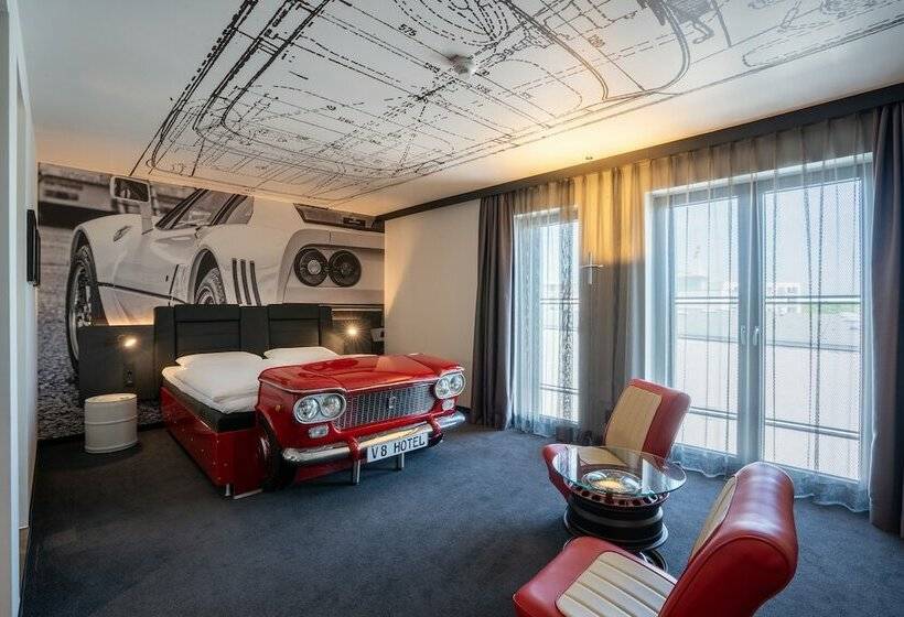 Номер Стандарт Тематический, V8 Hotel Köln At Motorworld