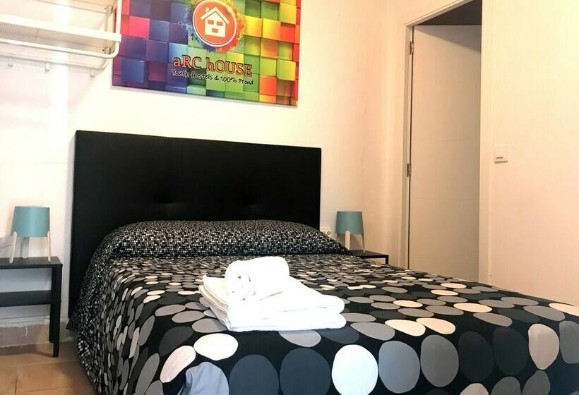اتاق استاندارد, Arc House Sevilla   Hostel