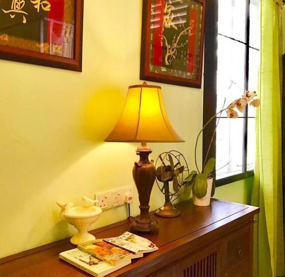 Family-Studio, Casugria Dutch Heritage Residence