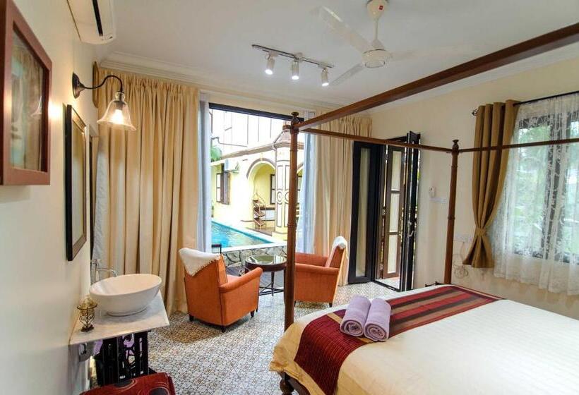 Standardzimmer Kingsize Bett, Casugria Dutch Heritage Residence
