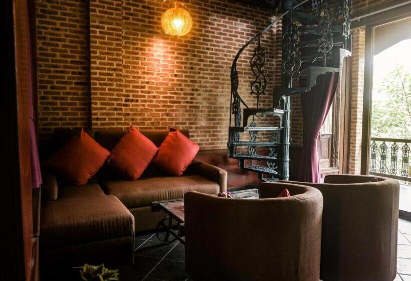 디럭스 패밀리 룸, Chateau Orientale Resort