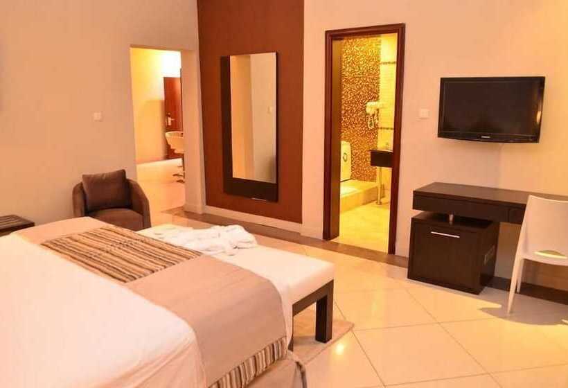 이그제큐티브 스위트, Seasons Hotel & Spa