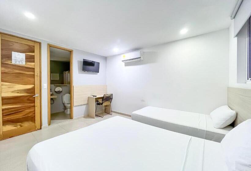 Номер Стандарт Трехместный, Stanza Hotel Monteria