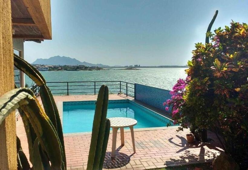 اتاق لوکس, Hospedagem Sol E Mar