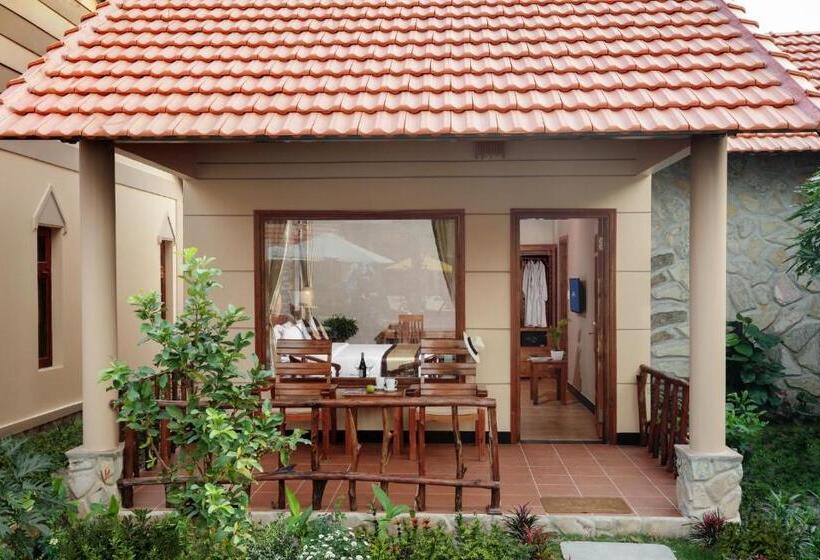 اتاق استاندارد با تخت بزرگ, Golden Topaz Phu Quoc Resort