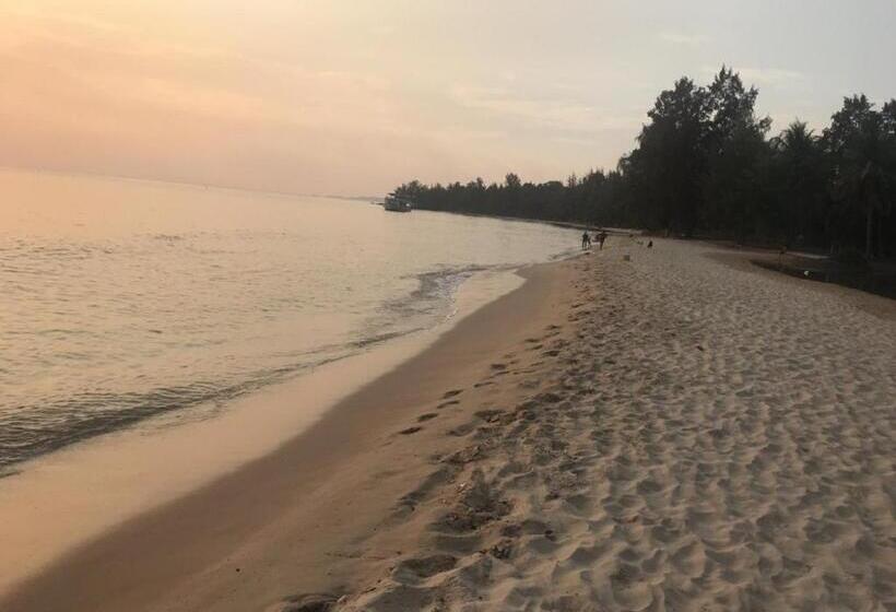 اتاق لوکس, Golden Topaz Phu Quoc Resort