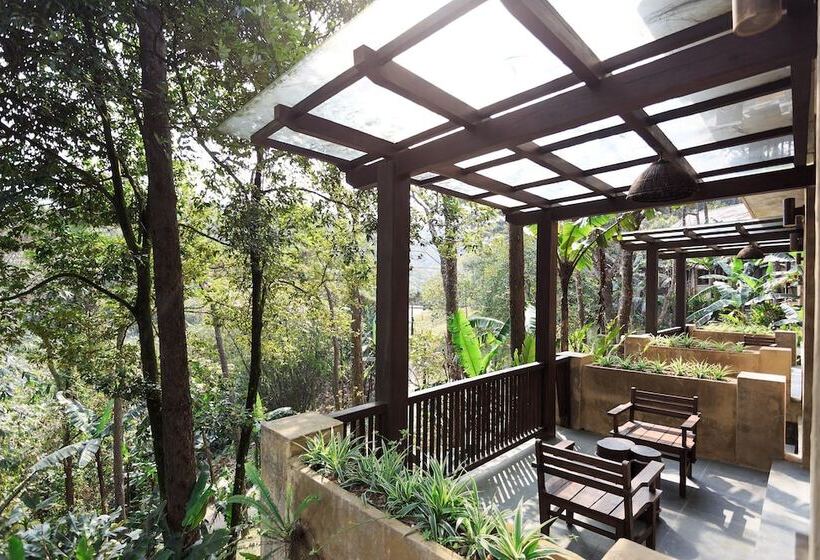 اتاق لوکس, Melia Bavi Mountain Retreat