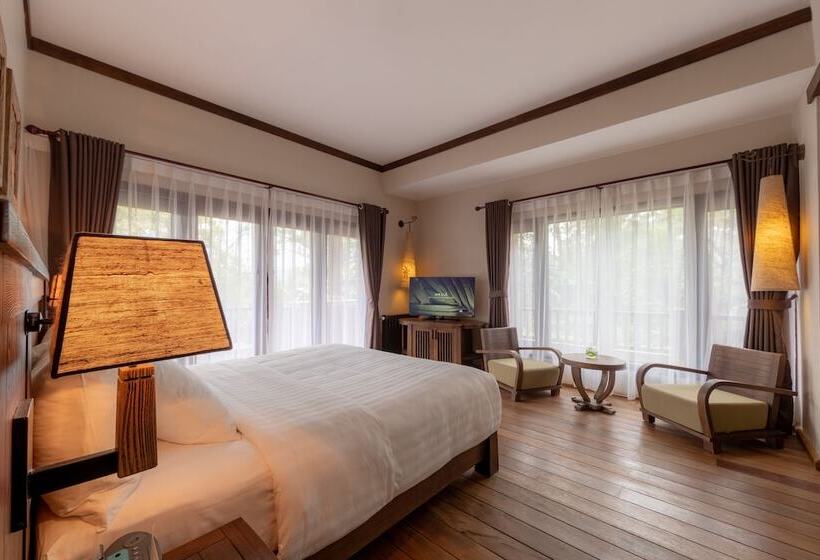سوییت جونیور, Melia Bavi Mountain Retreat