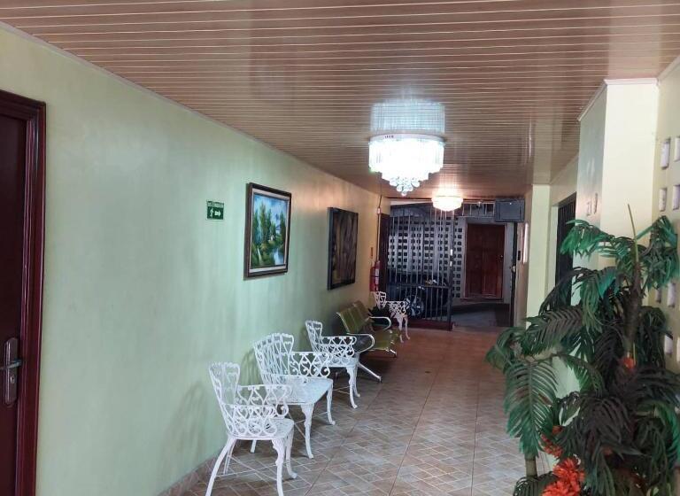 Семейный Номер, B&d Lodgings