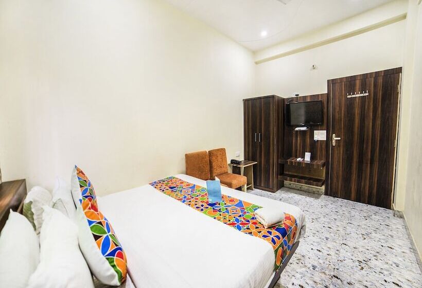 Номер Deluxe, Fabhotel Glorify Stay
