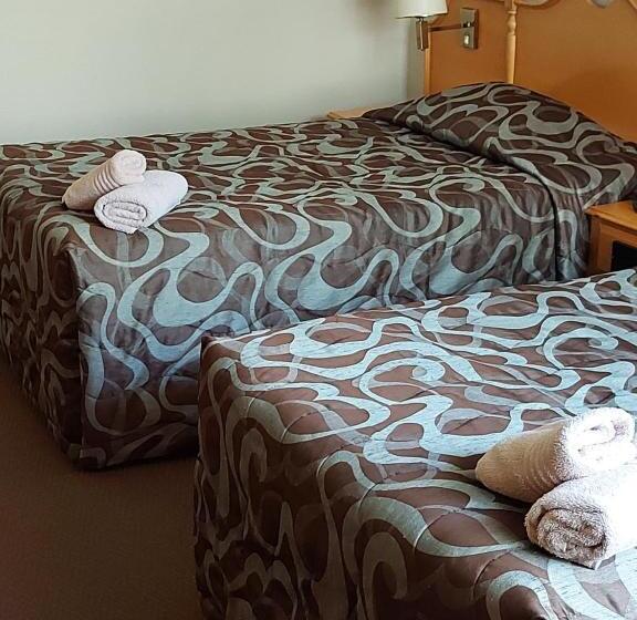 Номер Стандарт, Midway Inn