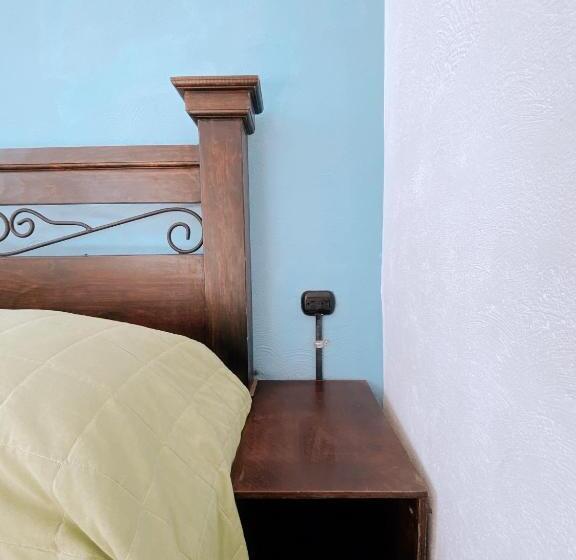 اتاق استاندارد, Dreamboat Hostel