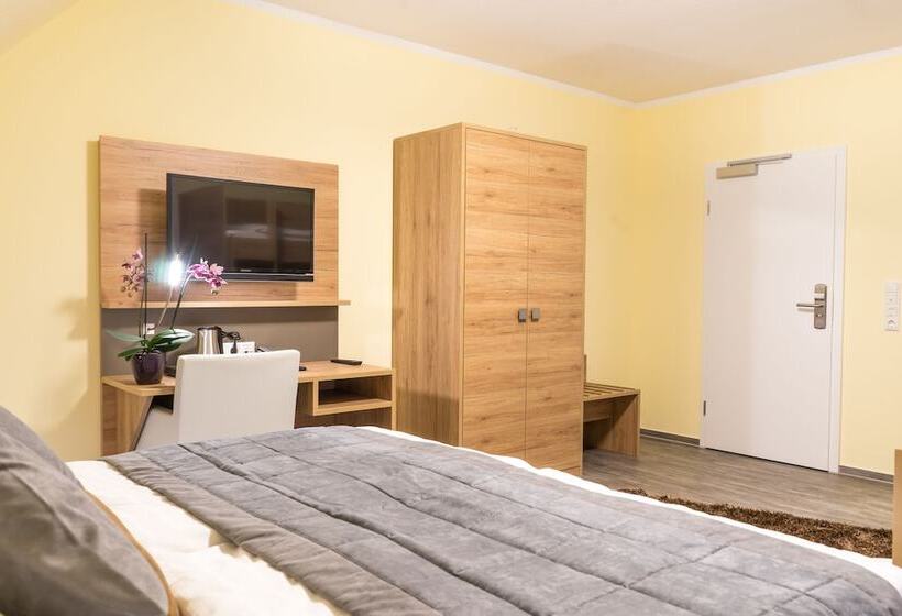 Family Suite, & Restaurant Sparta