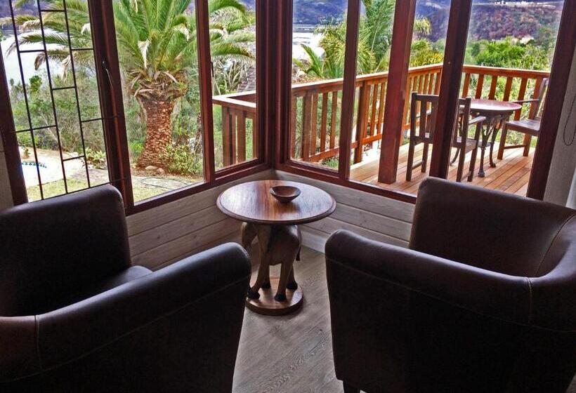 Люкс, Fish Eagle Lodge
