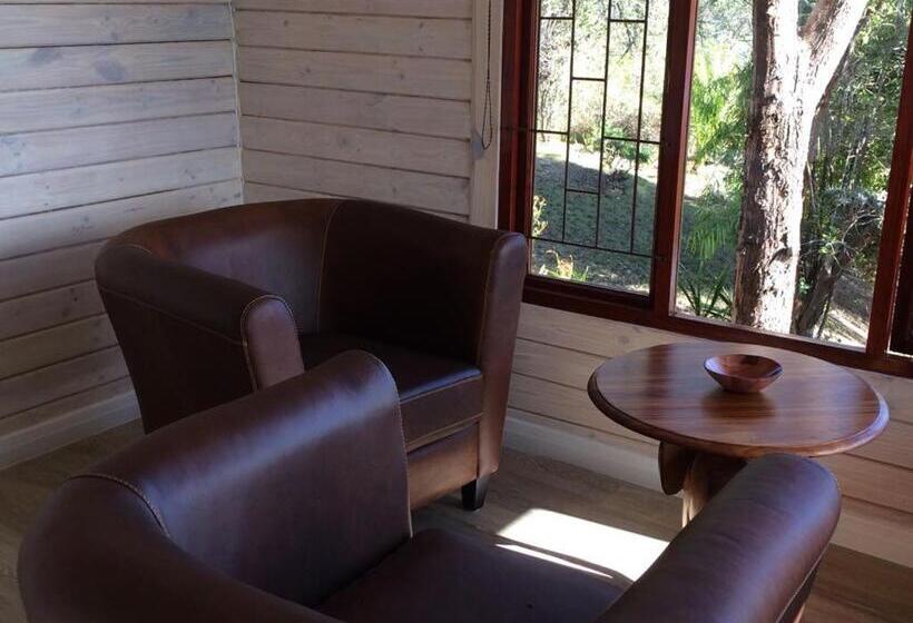 Люкс, Fish Eagle Lodge