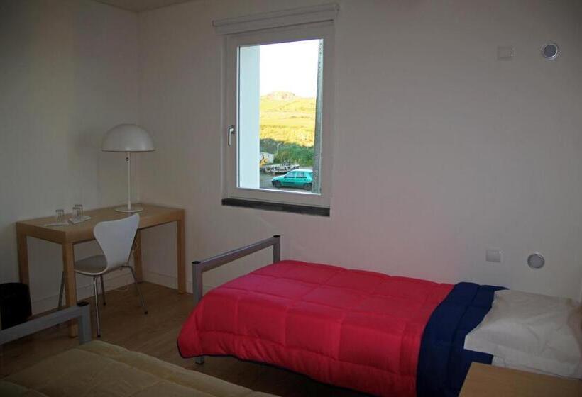 اتاق استاندارد سه نفره, Azores Youth Hostels Santa Maria