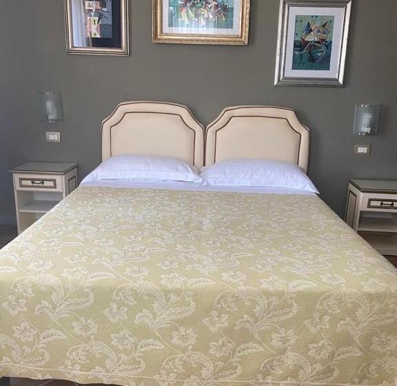 Номер Deluxe, L Elisea Maison De Charme