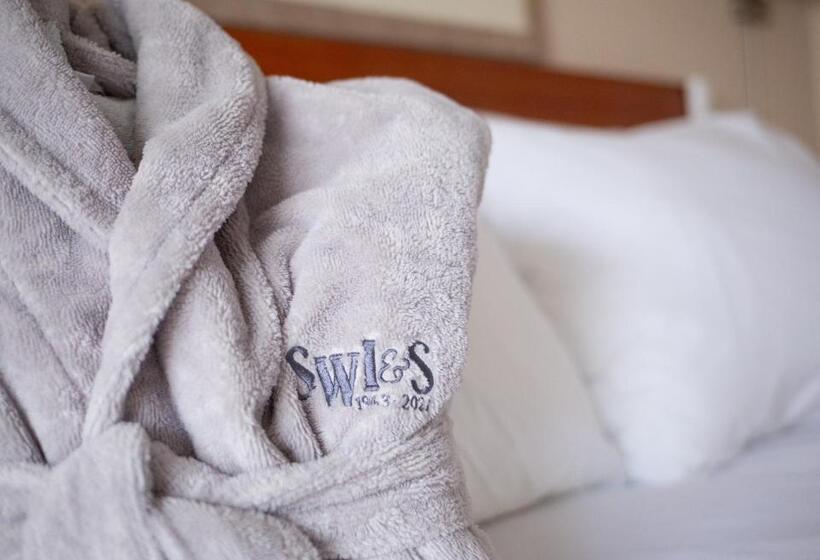 디럭스 스위트 바다 전망, Sidney Waterfront Inn & Suites
