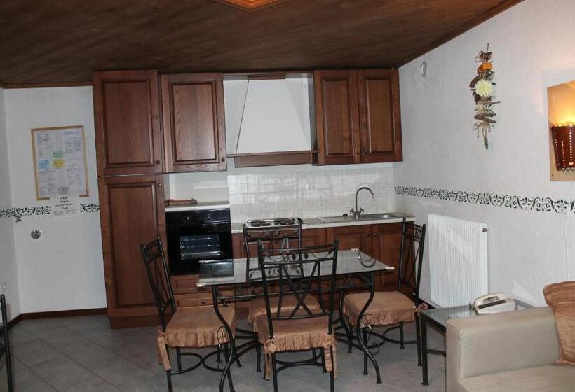 Апартаменты 1 Спальня, Jolly Residence