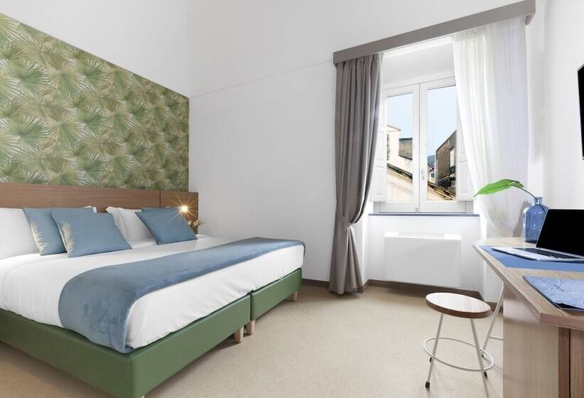 Номер Superior, Unconventional Sorrento Coast