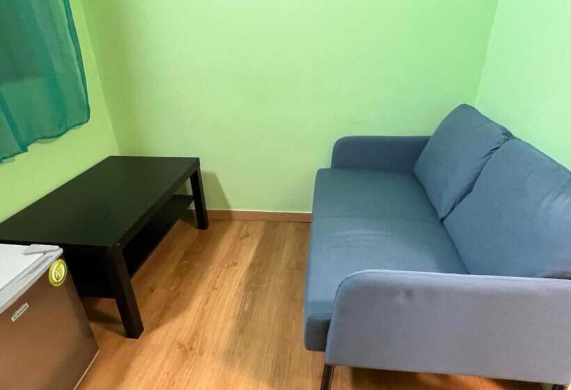 标准单人间, Zouglas App Guesthouse