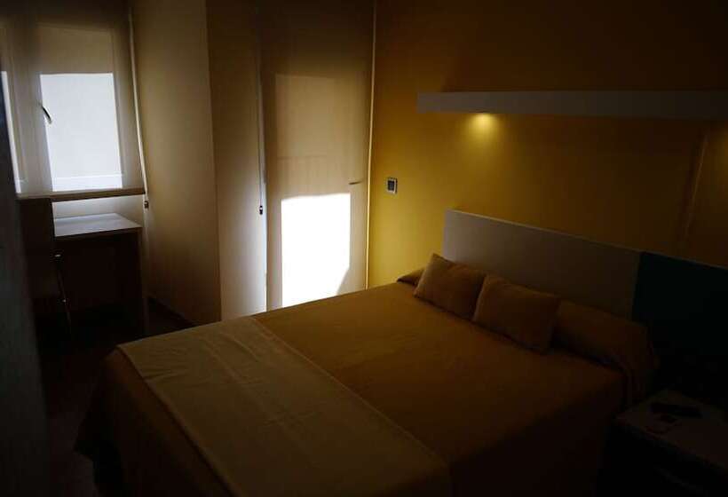 غرفة قياسية فردية, Hostal Dona Juana