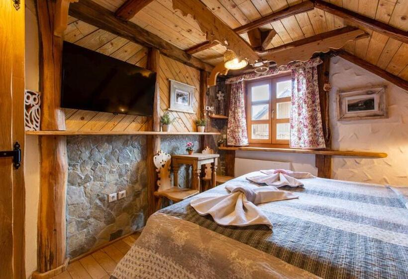 اتاق استاندارد, Old Bled House