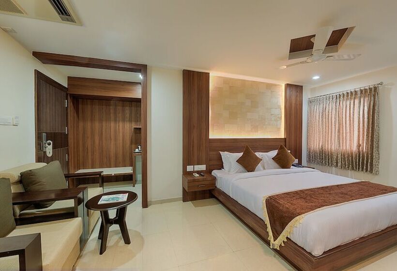 اتاق دلوکس مخصوص معلولین, Holiday Residency Coimbatore