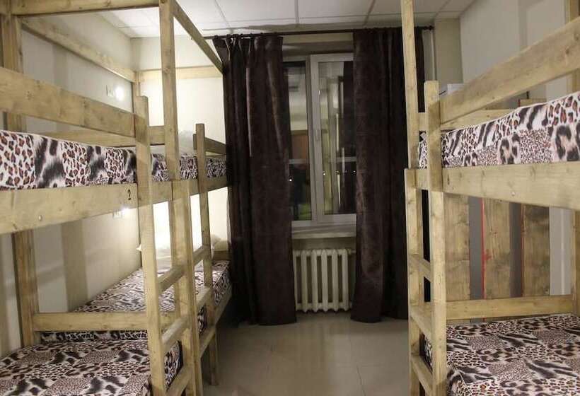 Кровать в Общей Комнате, Origin Hostel