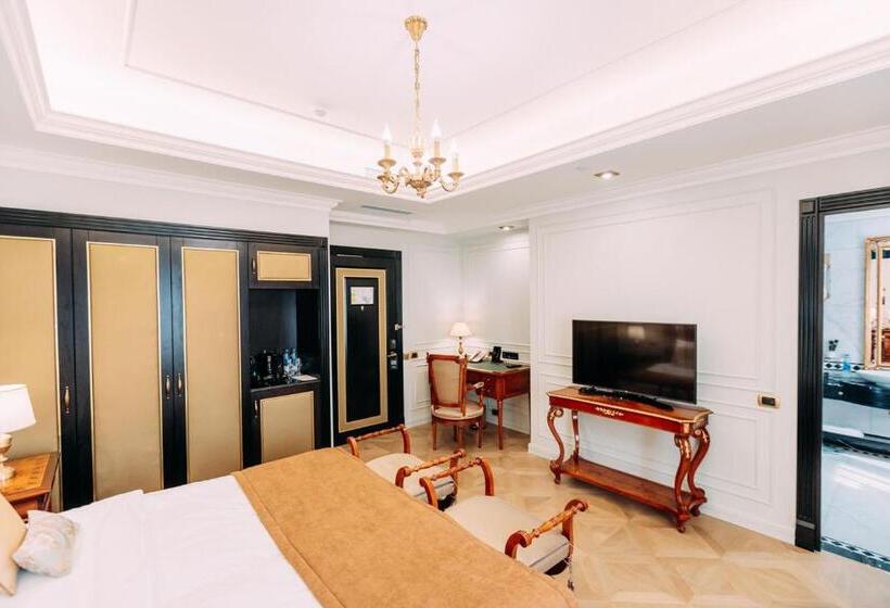 디럭스 룸, Golden Palace Hotel Yerevan