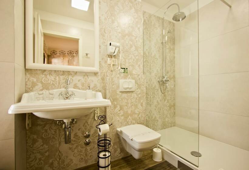 디럭스 룸, Plaza Marchi Old Town   Mag Quaint & Elegant Boutique Hotels