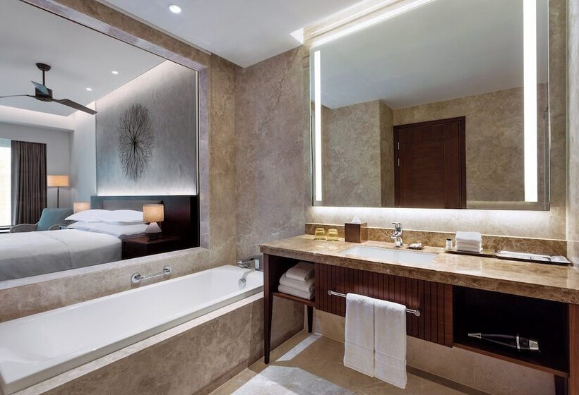 Номер Стандарт 2 Двуспальные Кровати, Sheraton Grand Chennai Resort & Spa
