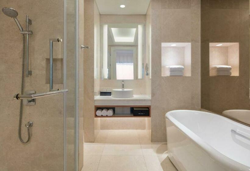 Номер Deluxe Кровать Кинг, Sheraton Grand Danang Resort & Convention Center