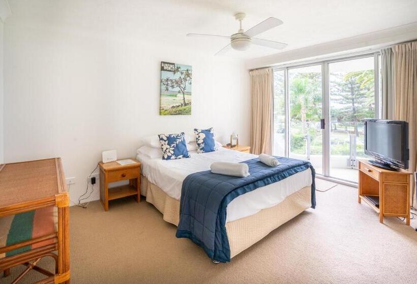 Апартаменты 3 Спальни, Cashelmara Beachfront Apartments