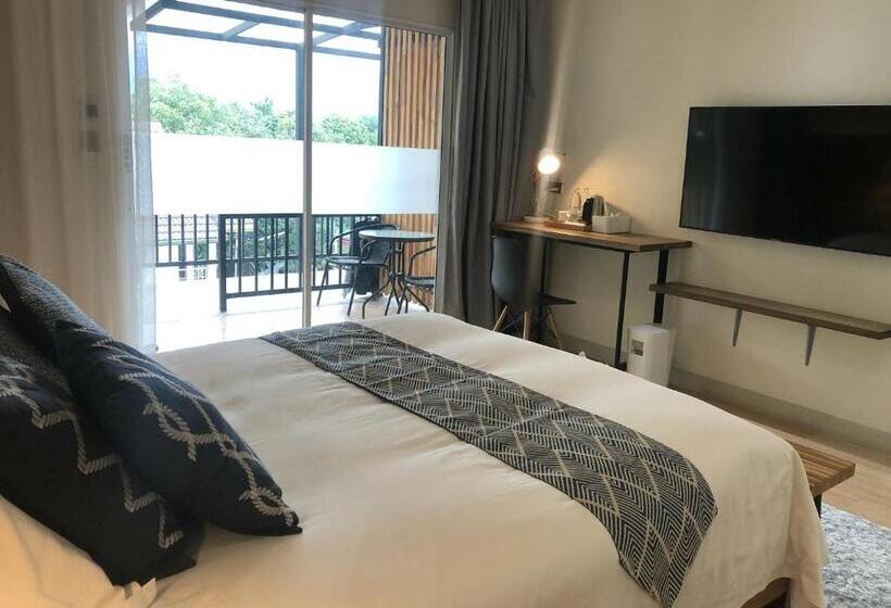 标准间带阳台, Celosia Chiang Mai