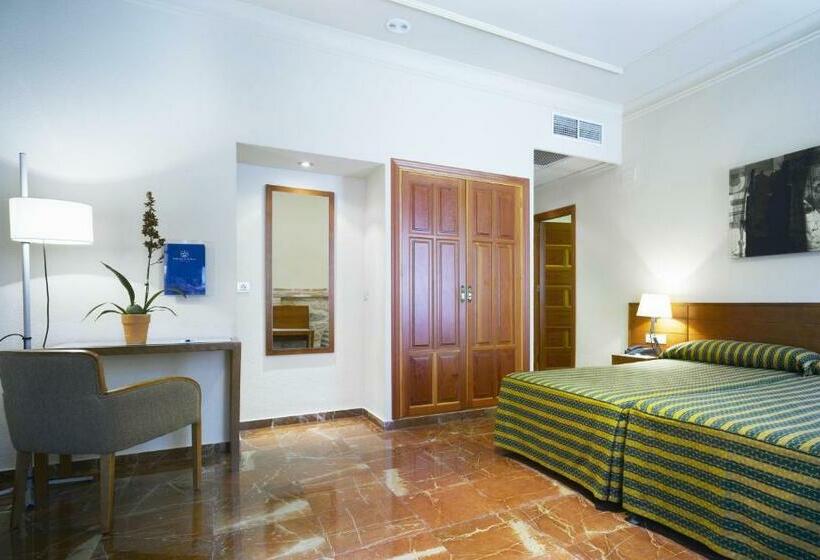Семейный Номер, Balneario De Archena   Hotel Termas