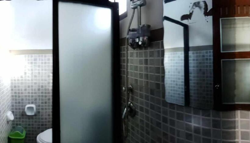Balkonlu Standart Oda, Vali Joe Travel Lodge