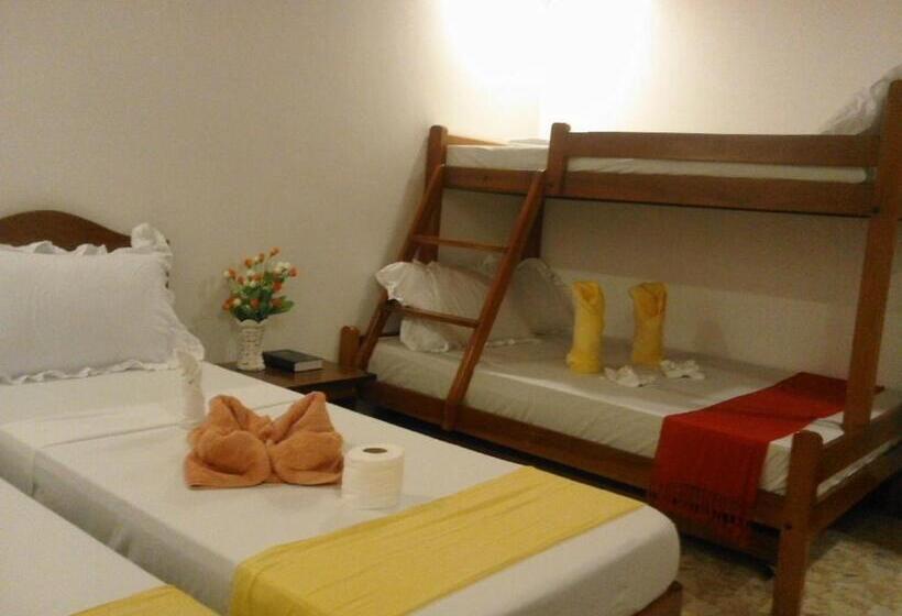 Aile Odası, Vali Joe Travel Lodge