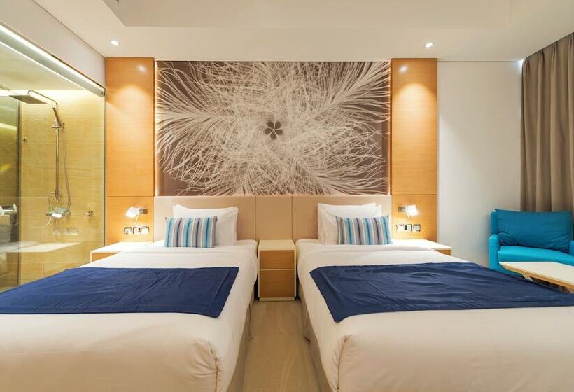 Номер Deluxe с Балконом, Royal Central Hotel And Resort The Palm