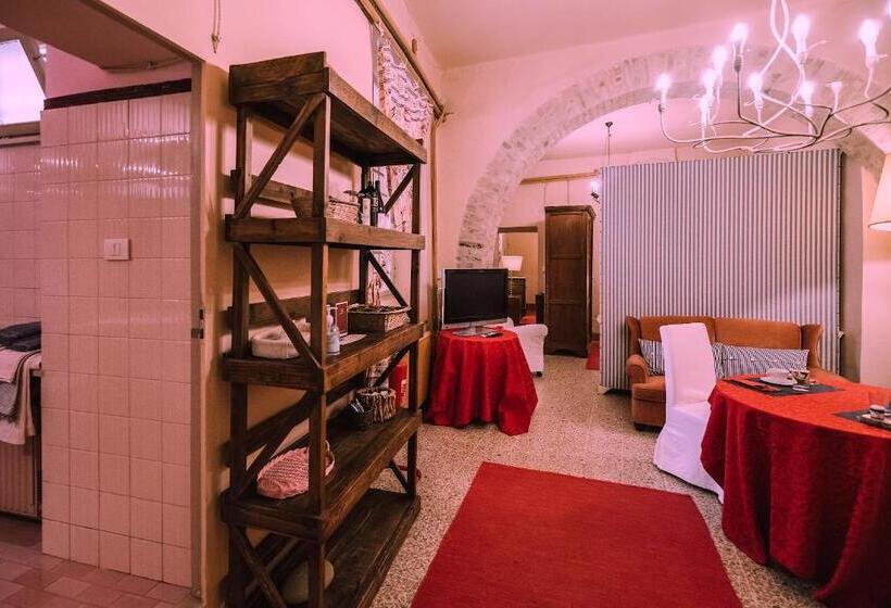 Апартаменты 1 Спальня, Palazzo Romani Adami
