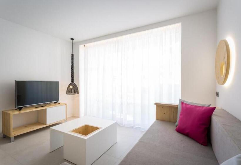 インサイドジュニアスイート, One Ibiza Suites