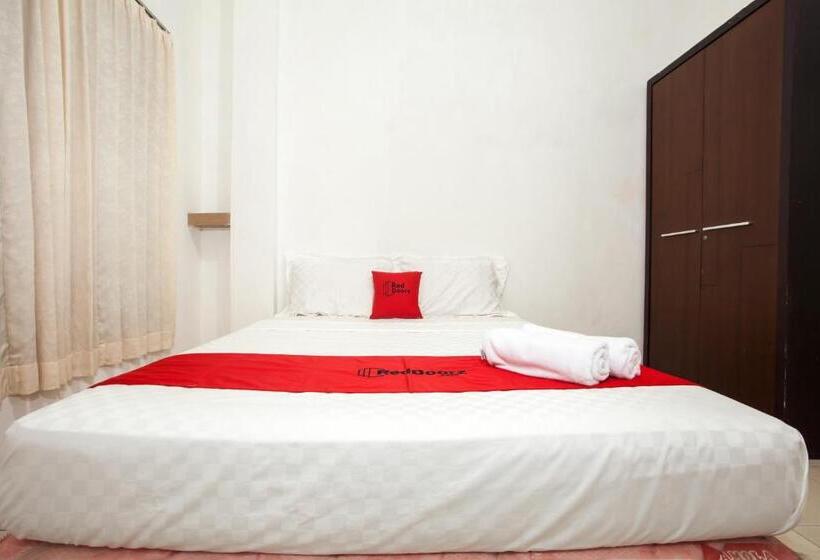Номер Стандарт, Reddoorz Near Taman Bungkul