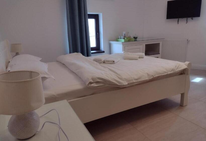 디럭스 룸, Adrys Boutique Villa