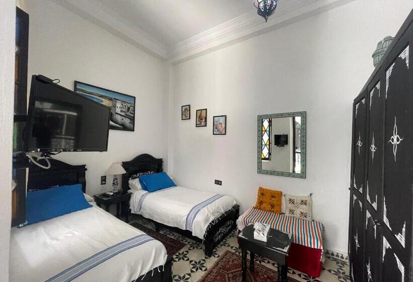 חדר סטנדרט, Riad Tingis