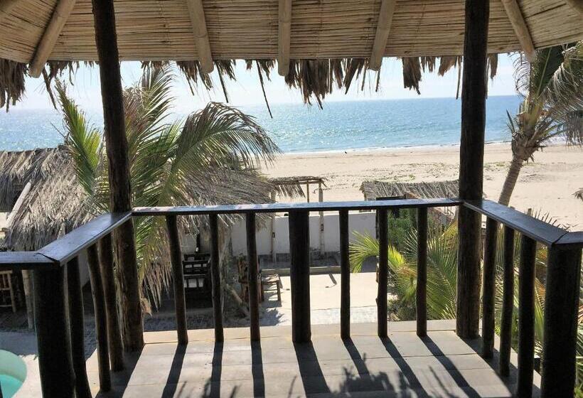 Номер Deluxe Вид на Море с Балконом, Puerto Antiguo