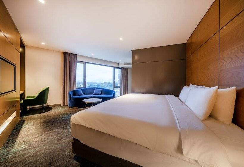 سوئیت با تخت بزرگ, Marinabay Seoul Ara