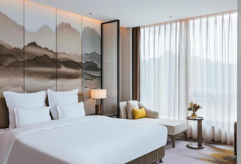 Люкс Deluxe Кровать Кинг, Pullman Fuzhou Tahoe