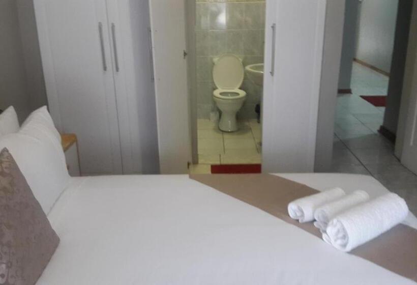 اتاق استاندارد, Tintech Bed & Breakfast